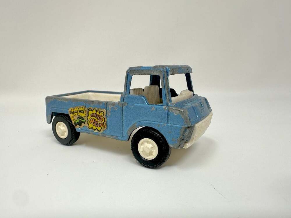 Blue Die-Cast Pickup Truck Toy Vintage 1969 Made in USA by Tootsietoy toy cars